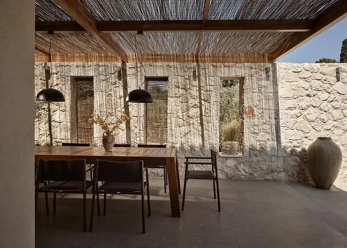 Irini, Official Part Of Cielo * Akrotiri (Zakynthos)