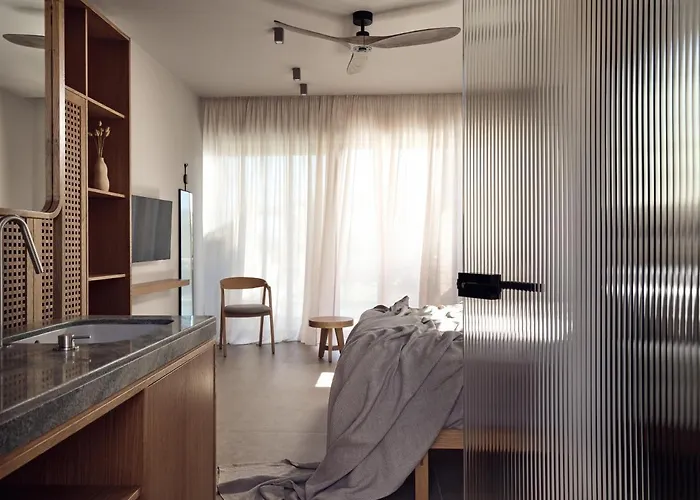 Irini, Official Part Of Cielo